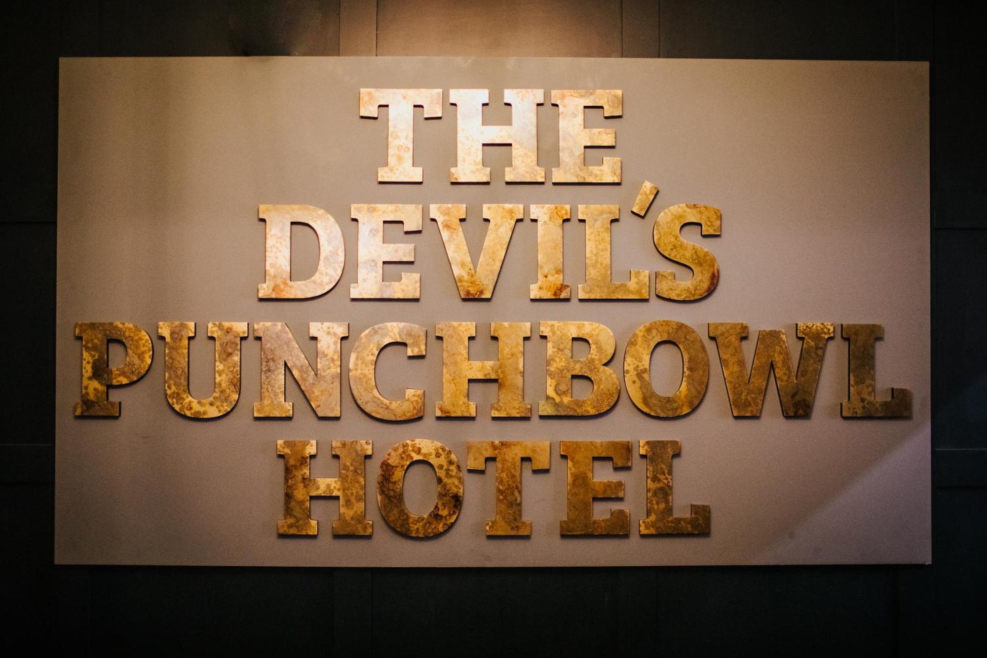 The Devil'S Punchbowl Hotel Hindhead Екстериор снимка